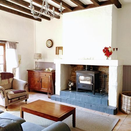 Traditional Longere Farmhouse At La Fortinerie Mouliherne Exterior foto